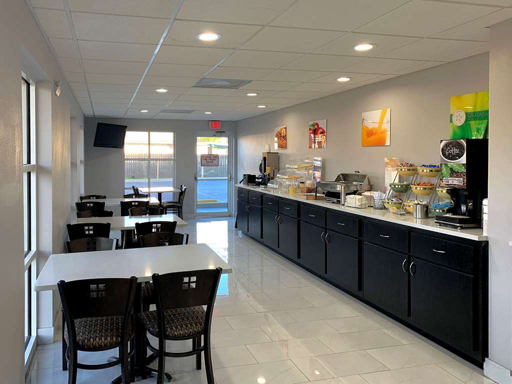 Quality Inn & Suites near Panama City Beach - photo 18