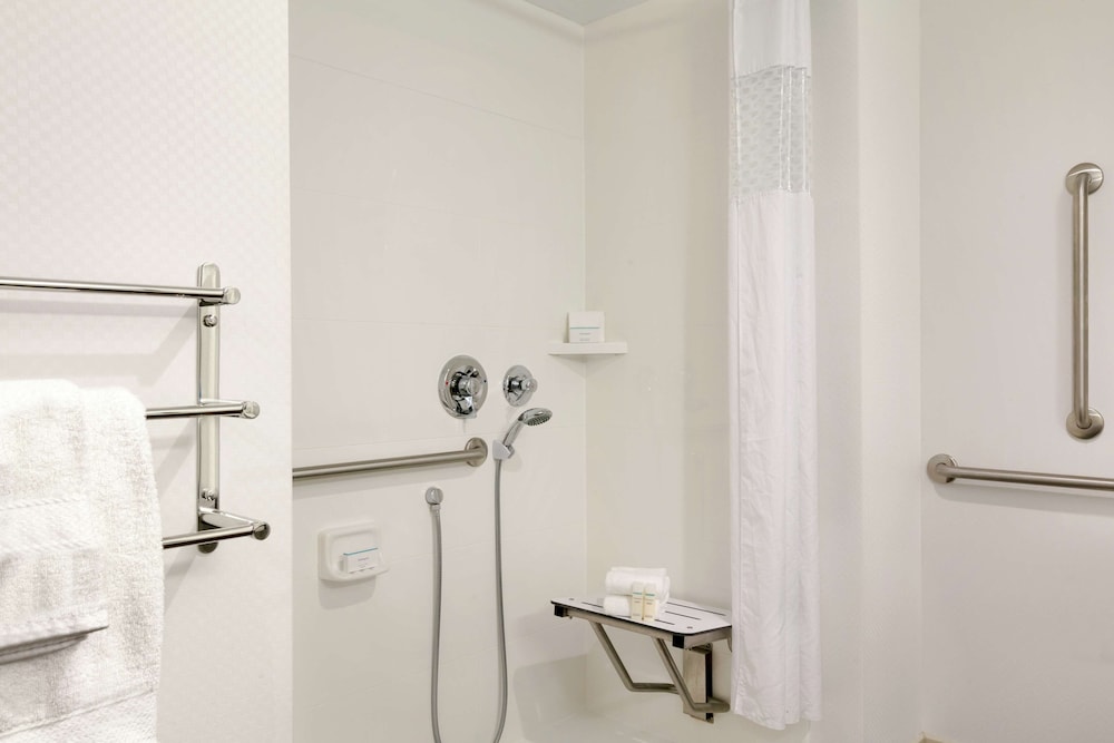 Hampton Inn Penn Yan - photo 42