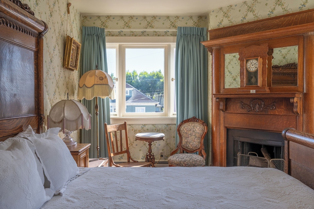 Martine Inn - photo 46