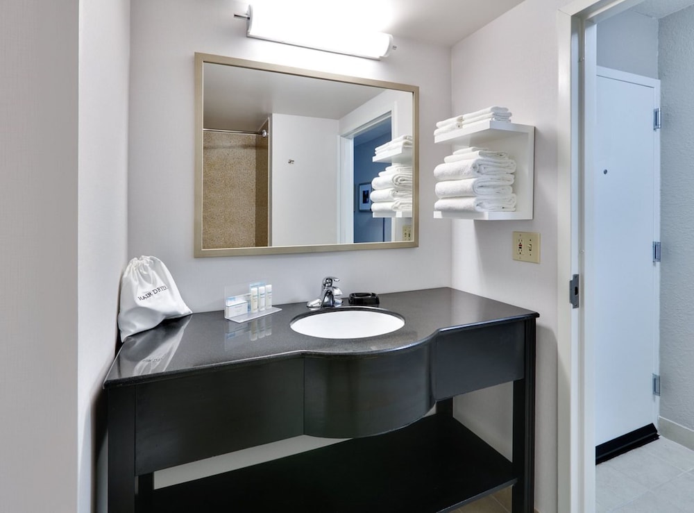 Comfort Inn Plano Dallas - photo 24