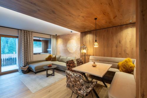 Private Homes Alpin Spa Apartments — 4-Star Luxury Hotel in Tux, Austria