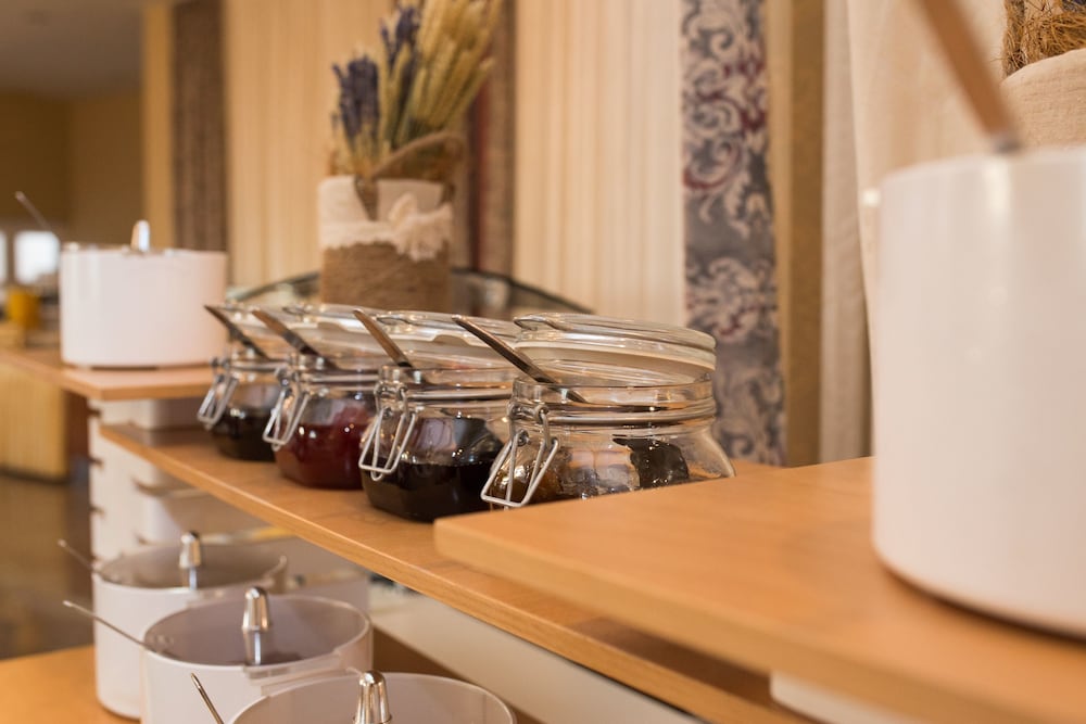 מזון ומשקאות