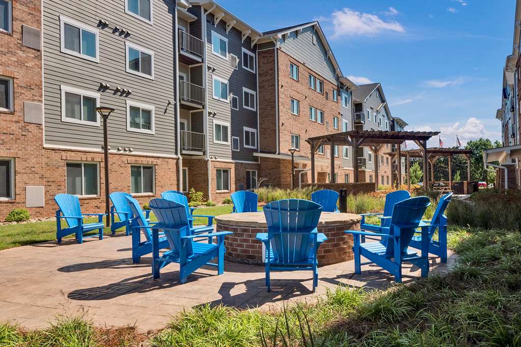 WaterWalk Extended Stay by Wyndham Charlotte Arrowood - photo 105