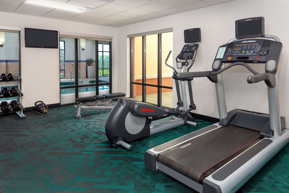 TownePlace Suites Buffalo Airport - photo 34