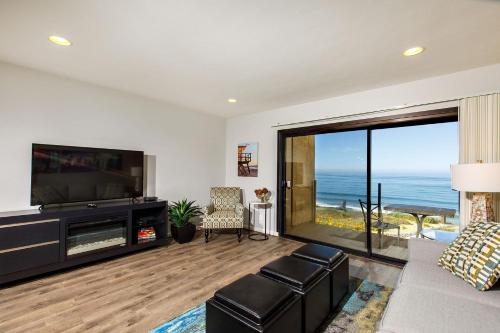 Oceanfront Sea'batical SBTC212 — hotel in Solana Beach