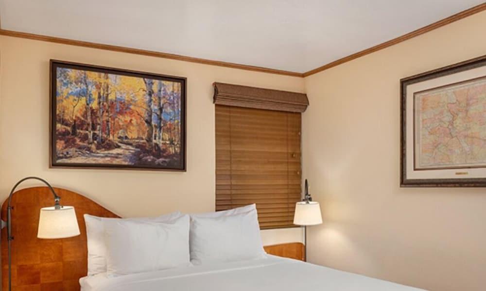 The Landmark - photo 15