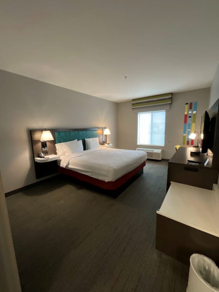 Hampton Inn Montrose - photo 19