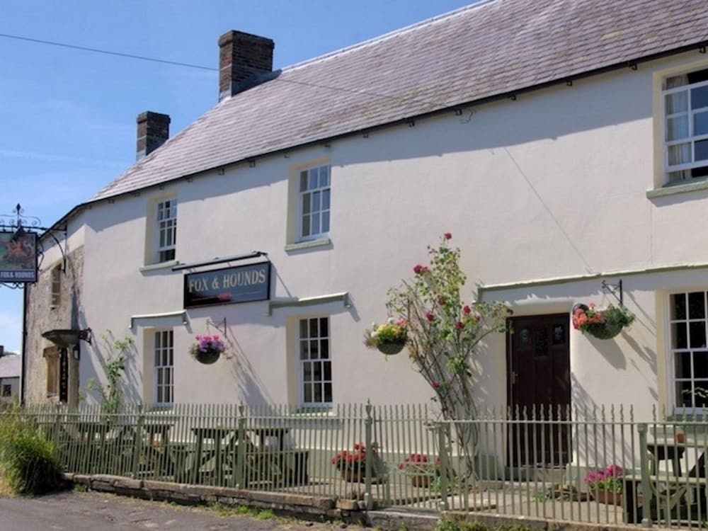 The Fox & Hounds Inn in Dorchester, United Kingdom