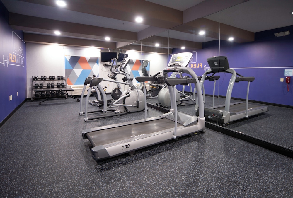 Holiday Inn Express & Suites Little Rock West by IHG - photo 13