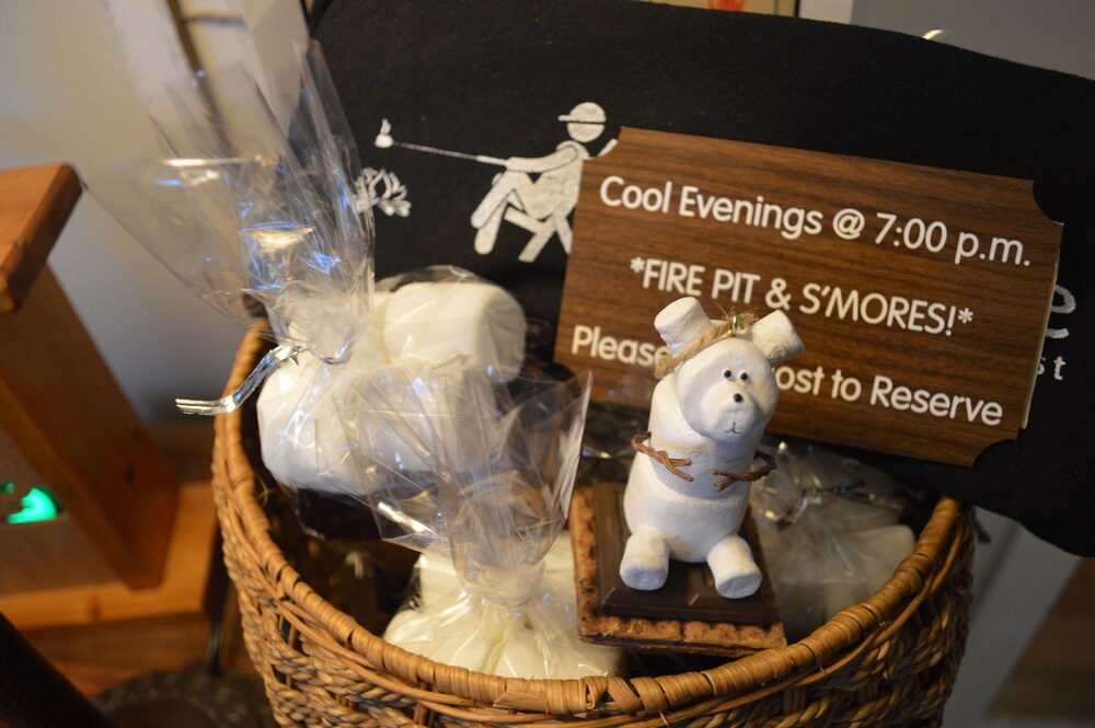 Peabody's Hip Little Stay - photo 43