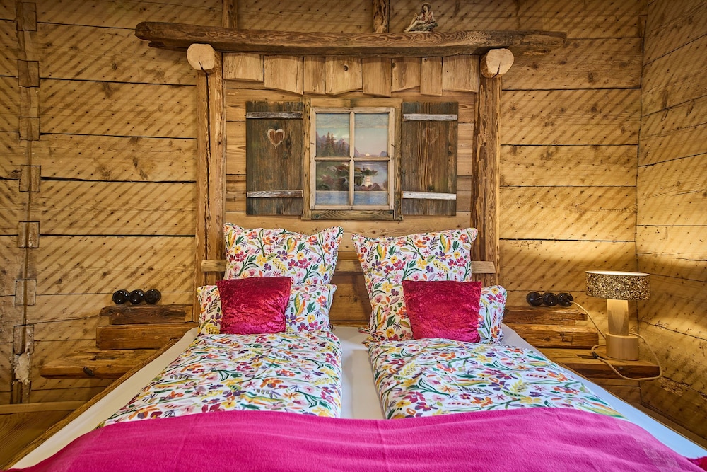 Holiday Home Edt — 4-Star Luxury Hotel in Bad Goisern, Austria