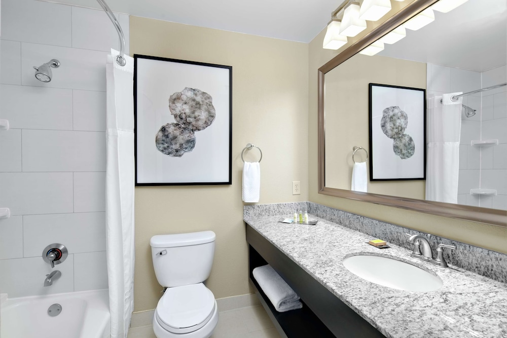 DoubleTree Suites by Hilton Charlotte SouthPark - photo 23