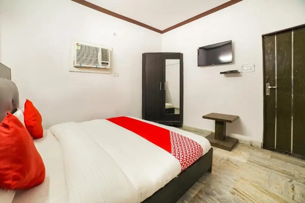OYO 69147 Hotel Konark Inn in Bareilly, India