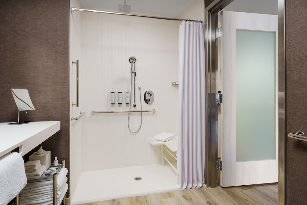 AC Hotel by Marriott Jacksonville St Johns Town Center - photo 29