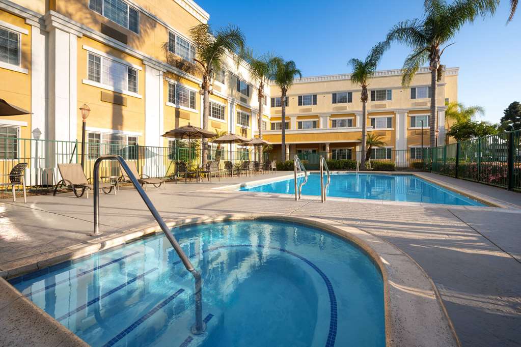 Hotel Marguerite Anaheim Garden Grove Trademark Collection by Wyndham - photo 23