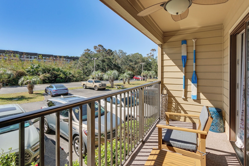 Pool Tennis & Gym: Resort Condo in Hilton Head - photo 20