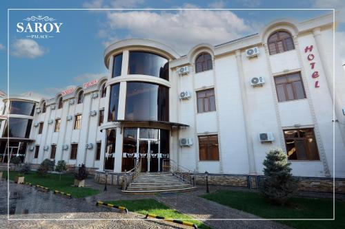 Saroy Palace Hotel — hotel in Qarshi