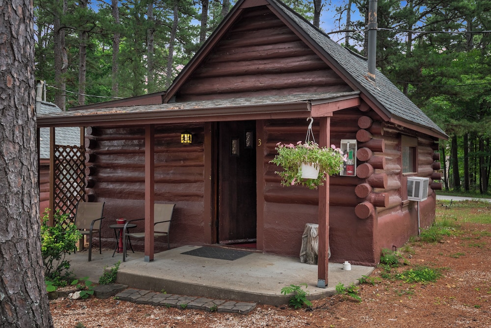 Tall Pines Inn - photo 177