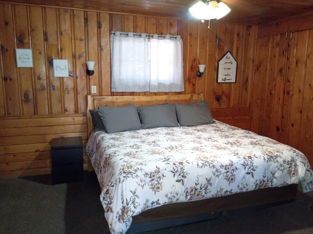 Hidden Rest Cabins & Resort - photo 21