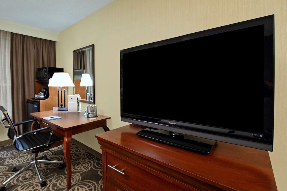 DoubleTree by Hilton Mahwah - photo 11