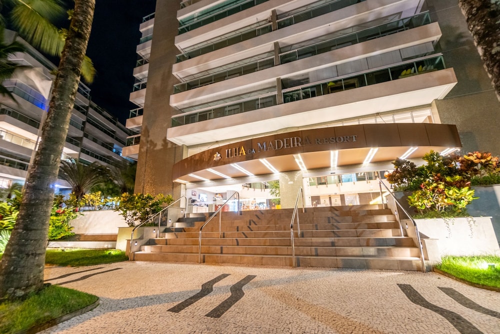 Pool Ilha Da Madeira Resort in Bertioga, Brasil