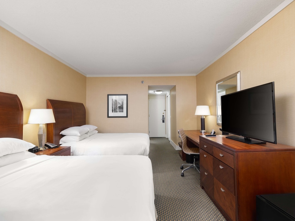 DoubleTree by Hilton Stamford - photo 30