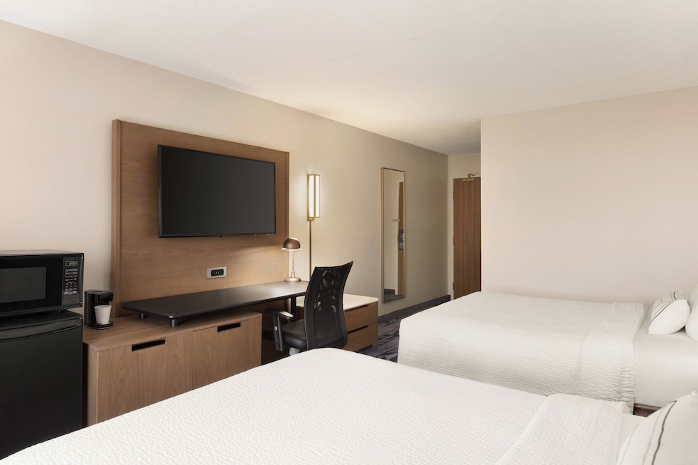 Fairfield Inn and Suites by Marriott Wheeling St Clairsville - photo 6