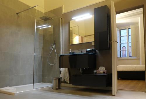 Strozzi Luxury Apartment — 4-Star Luxury Hotel in Florence, Italy