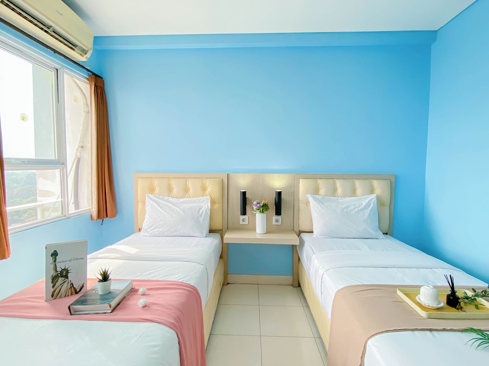 Blue Accent Studio At Elvis Tower Apartment in Cikarang, Indonesia