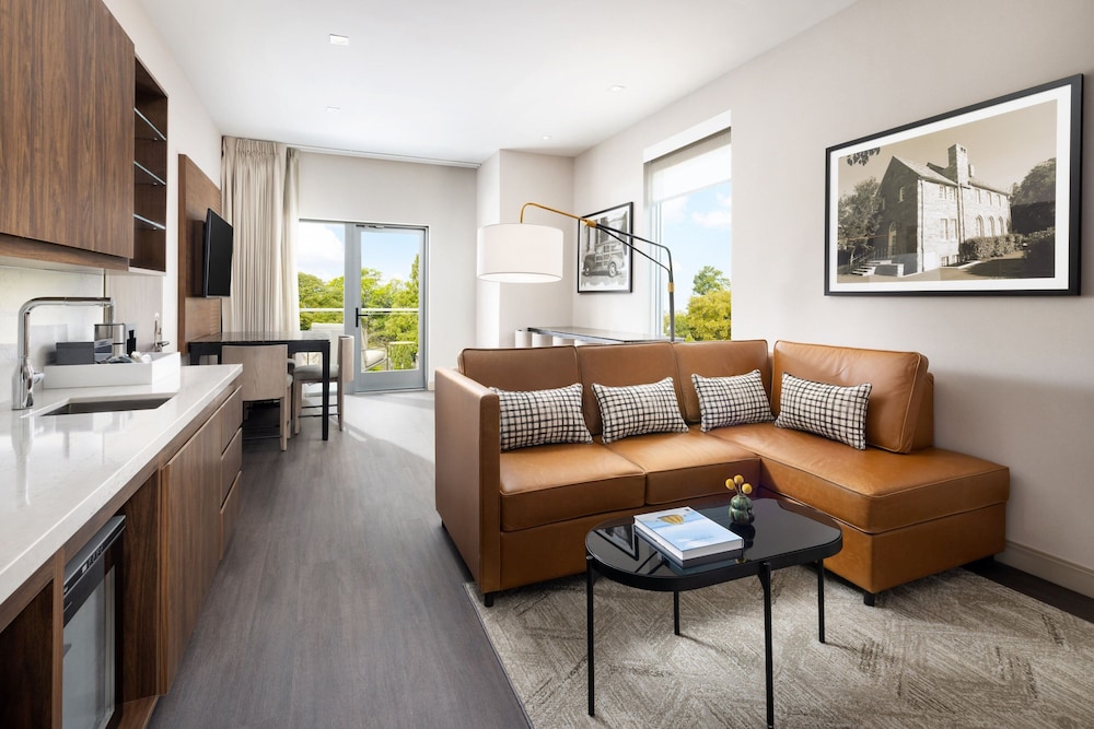 AC Hotel Newtown Square - photo 14