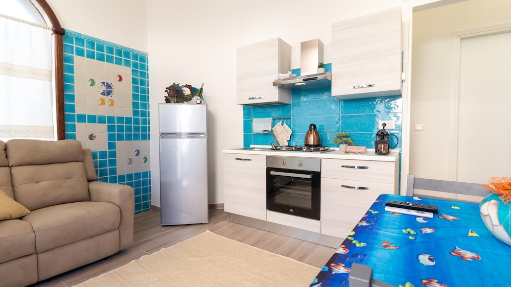 Appartamento La Vecchia Ancora Casa Vacanza — 4-Star Luxury Hotel in Cabras, Italy