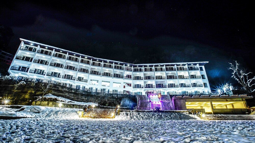 Patnitop Heights in Udhampur, India