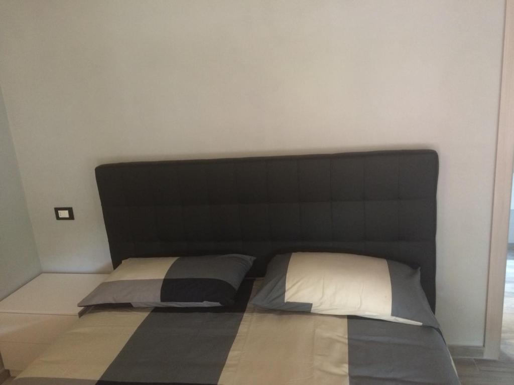 Case dei limoni sul mare in Capoliveri, Italy