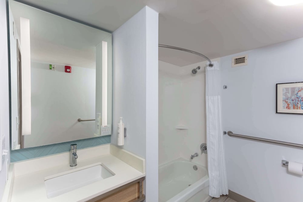 Hilton Garden Inn Columbus - photo 11