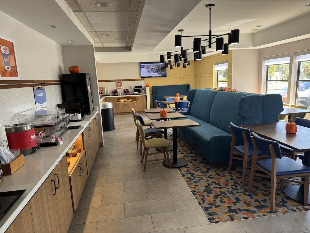 Hampton Inn Mansfield Ontario - photo 17