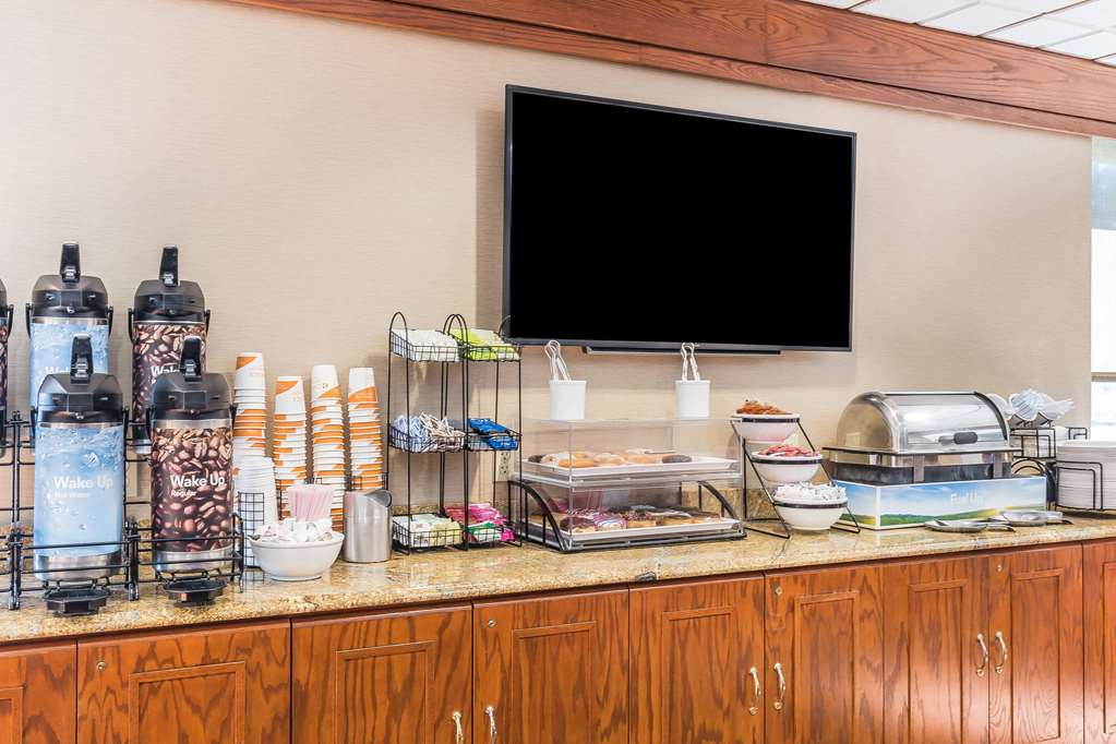 Comfort Inn Shady Grove Gaithersburg Rockville - photo 17
