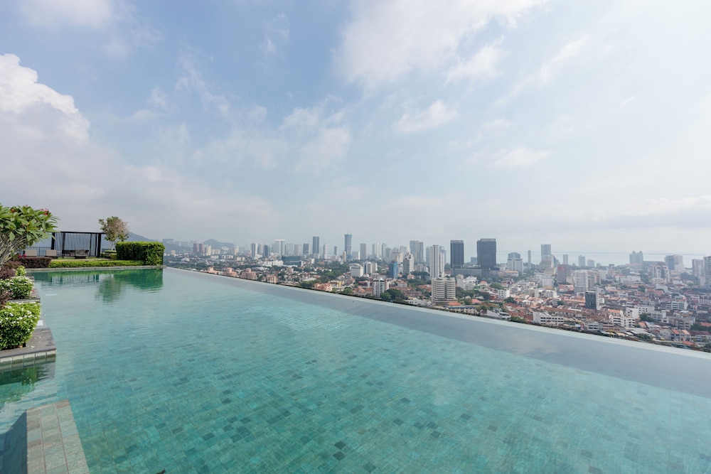 Beacon Executive Suite Penang — 5-Star Luxury Hotel in George Town, Malaysia
