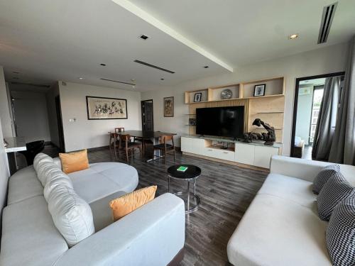 W8 CONDO TOP Floor LUXE 3 Bedroom Penthouse Hip central Bangkok area 5 mins from Thonglo BTS station — 4-Star Luxury Hotel in Bangkok, Thailand