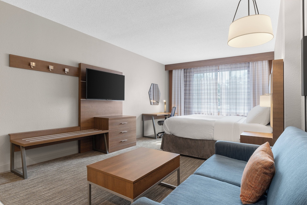 Holiday Inn Express Coralville by IHG - photo 22