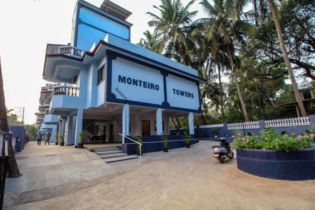 Monteiro Towers in Candolim, India