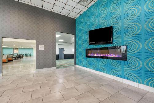 Baymont by Wyndham Oklahoma City Bricktown - photo 25
