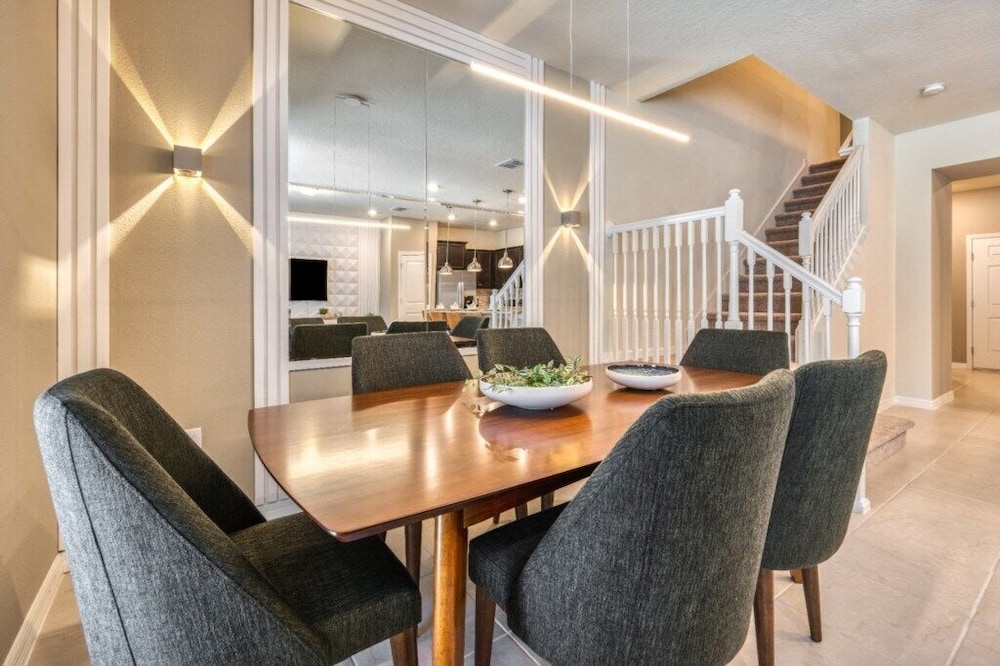 NEW 5 Bdrm Windsor Island Resort - photo 18