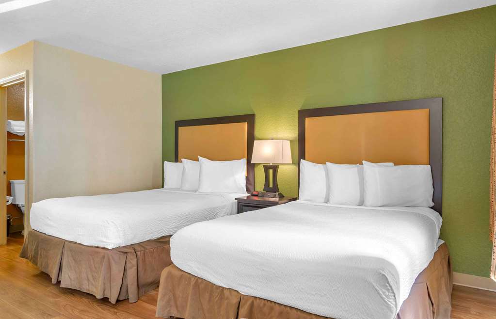 Extended Stay America Suites Raleigh RTP 4919 Miami Blvd - photo 18