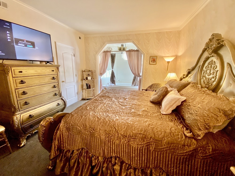 The Cypress Inn Bed & Breakfast - photo 51