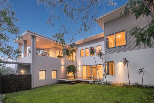Calm Waters - carbon neutral hotel in Dunsborough