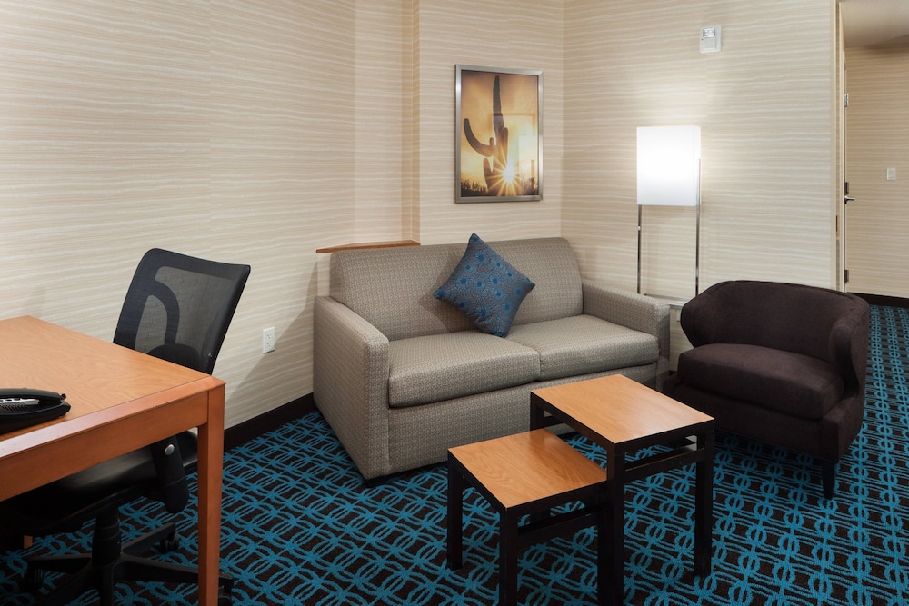 Fairfield Inn & Suites Phoenix Chandler Fashion Center - photo 14