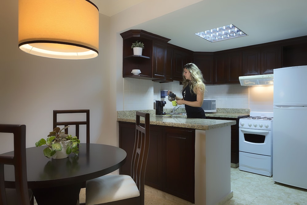 Plaza Florida Suites - carbon neutral hotel in Santo Domingo