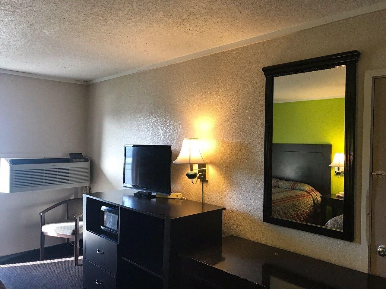Woodville Inn - photo 8
