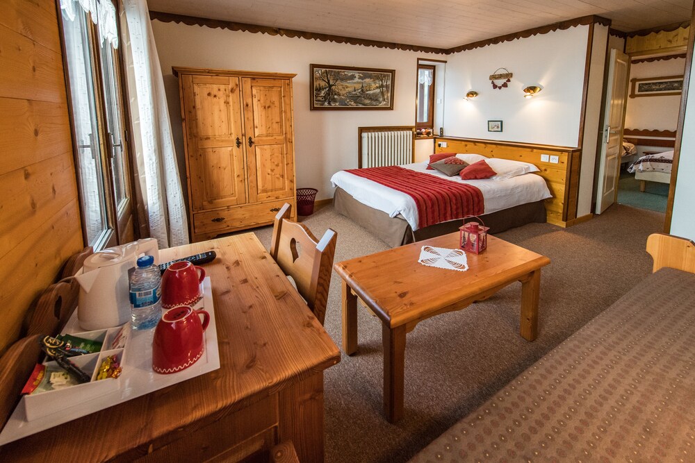 Hôtel Le Grand Truc in Grenoble, France