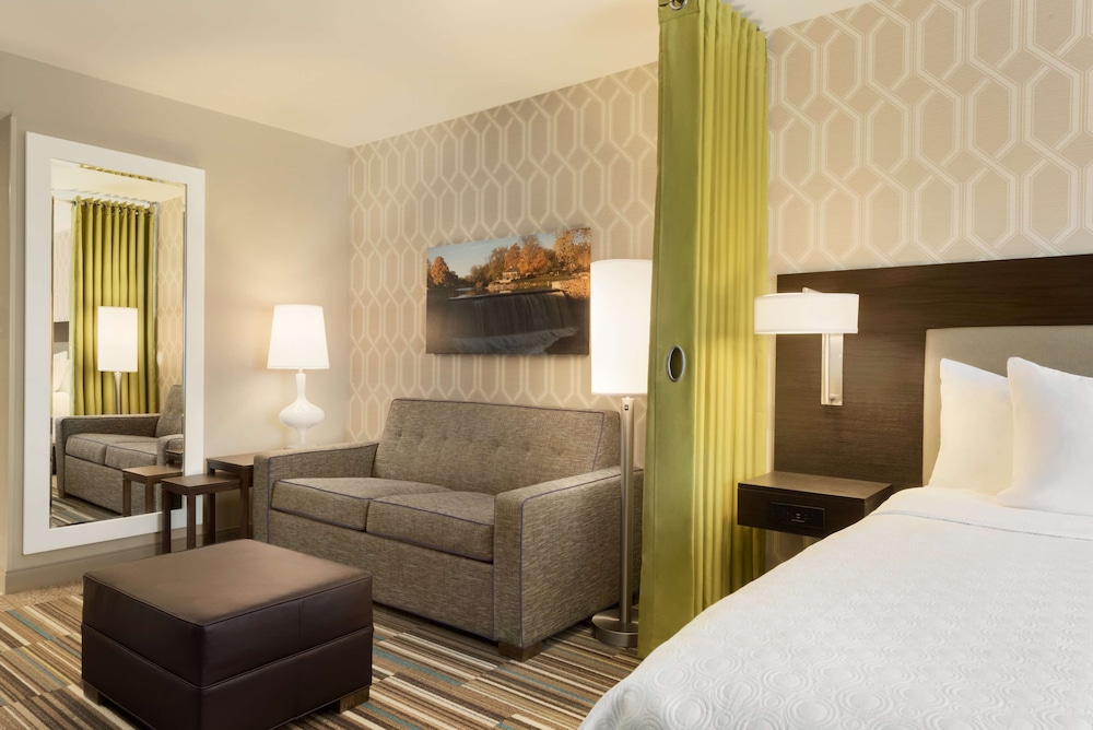 Home2 Suites by Hilton Menomonee Falls Milwaukee - photo 18